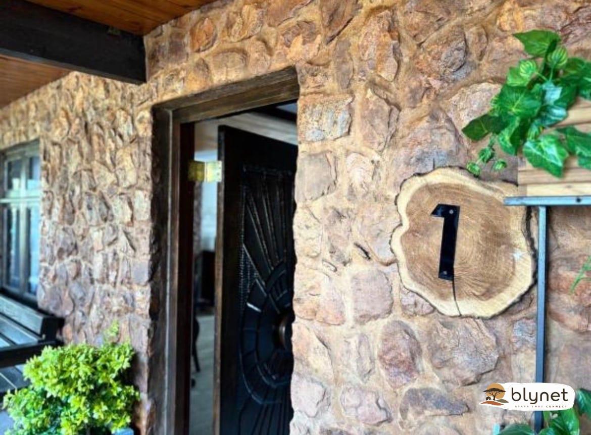 Casa Madeira 1 image 1
