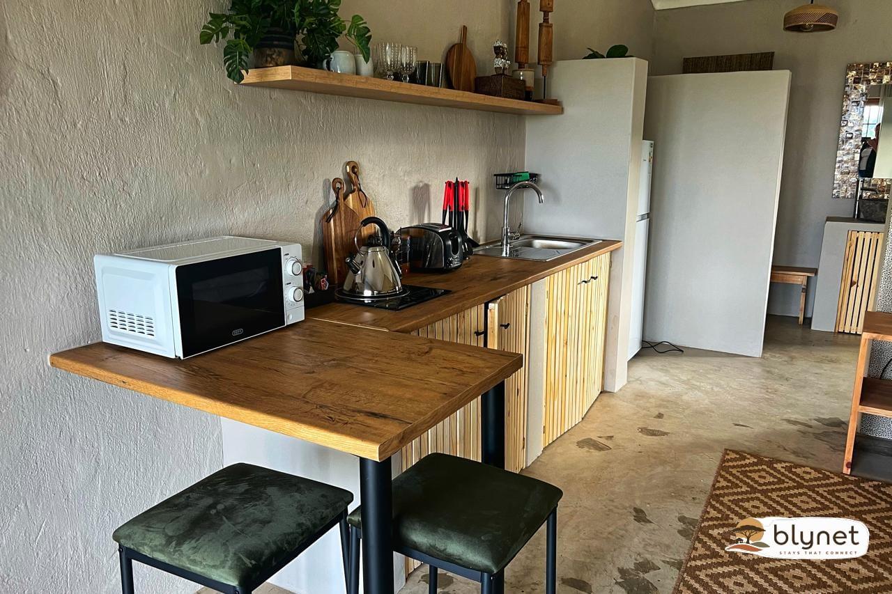 Fever Tree Self Catering Cottage 5 - Kudu thumbnail 6