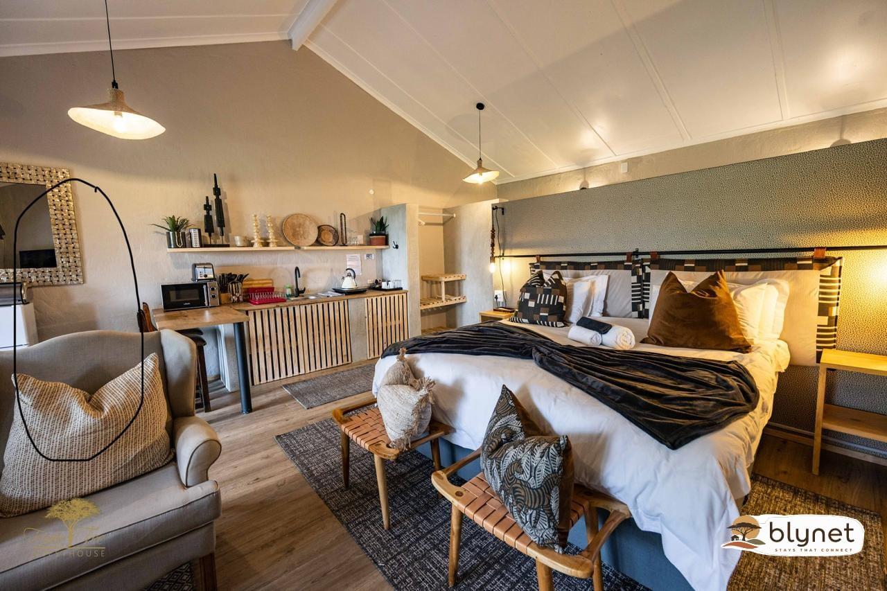 Fever Tree Self Catering Cottage 3 - Sable thumbnail 5