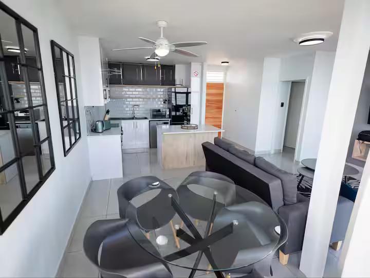 Oceanfront Elegance Strand St Tropez 306 thumbnail 11