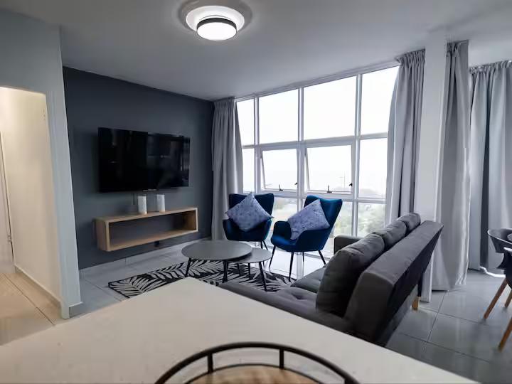 Oceanfront Elegance Strand St Tropez 306 thumbnail 17