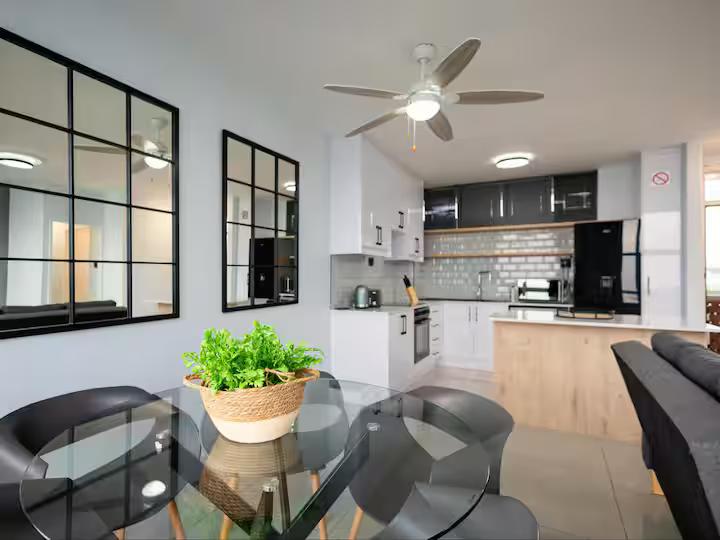 Oceanfront Elegance Strand St Tropez 306 thumbnail 13