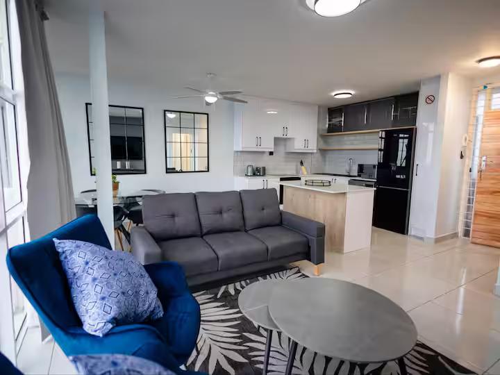 Oceanfront Elegance Strand St Tropez 306 thumbnail 8