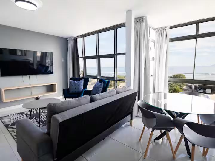 Oceanfront Elegance Strand St Tropez 306 thumbnail 5