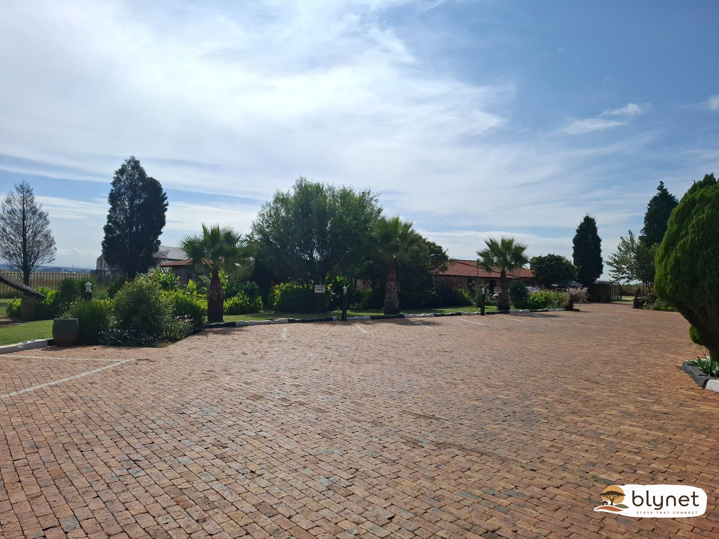 Rengwe Guesthouse thumbnail 6