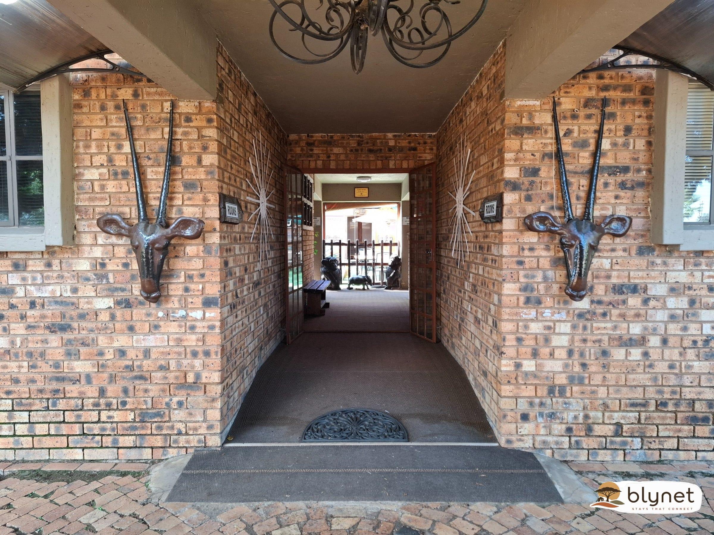 Rengwe Guesthouse thumbnail 5