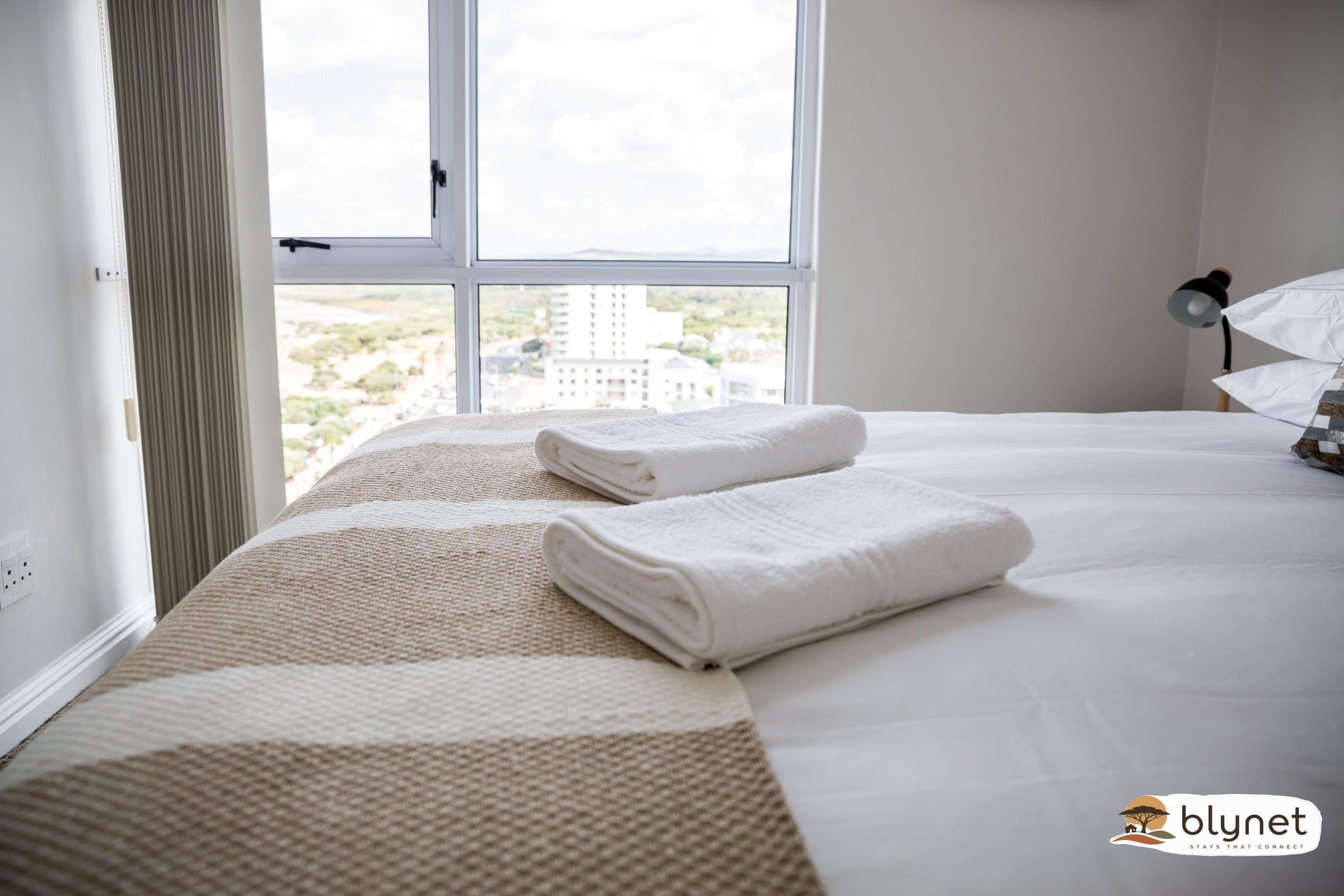 St Tropez 12th Floor Seafront Apartment thumbnail 37