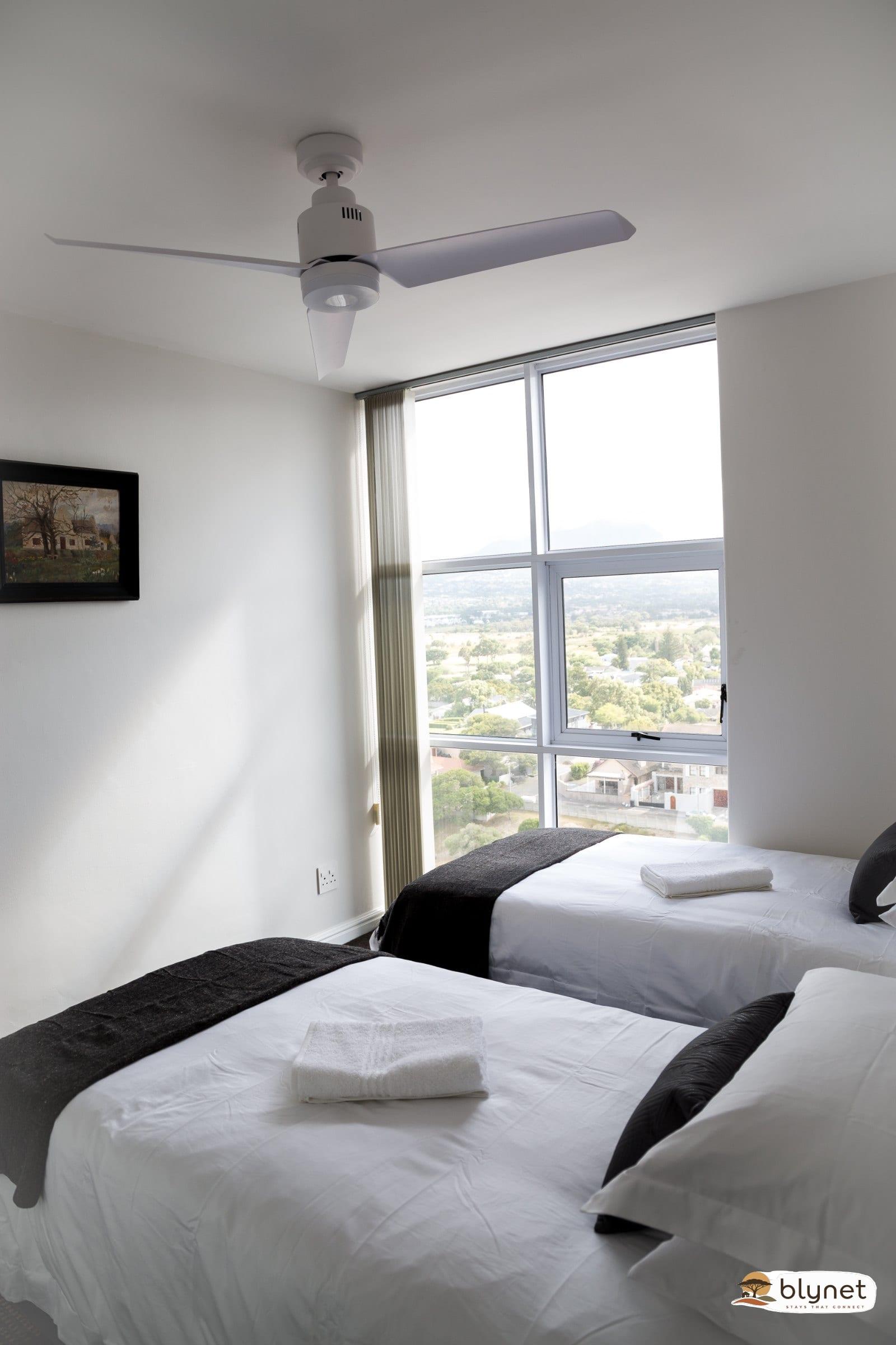 St Tropez 12th Floor Seafront Apartment thumbnail 30