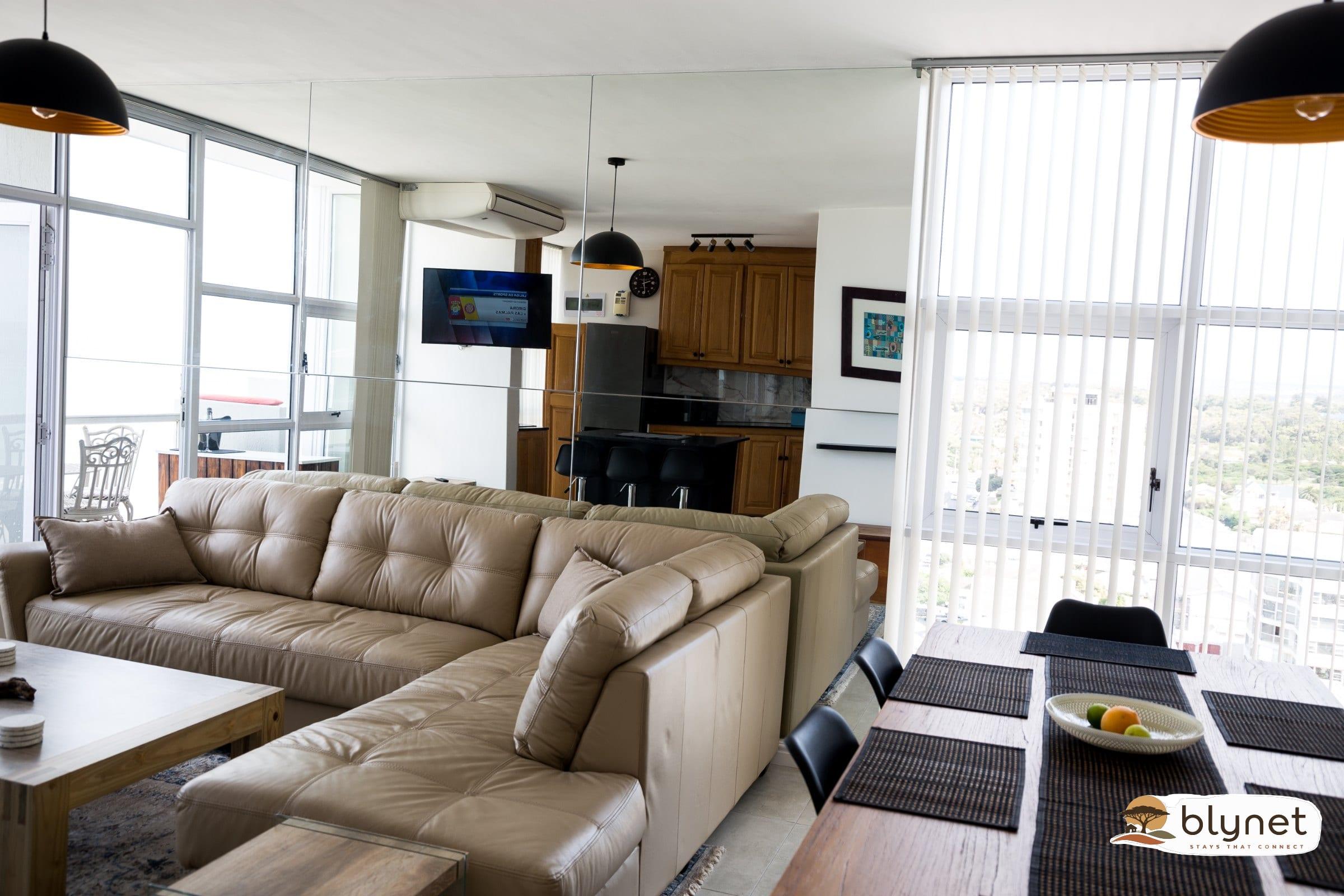 St Tropez 12th Floor Seafront Apartment thumbnail 38
