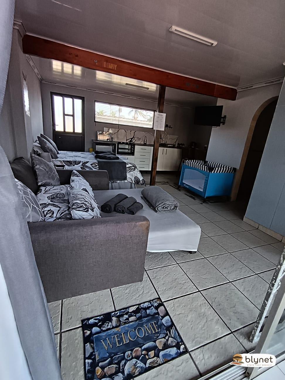 Queens Terrace Self catering unit 2 thumbnail 4