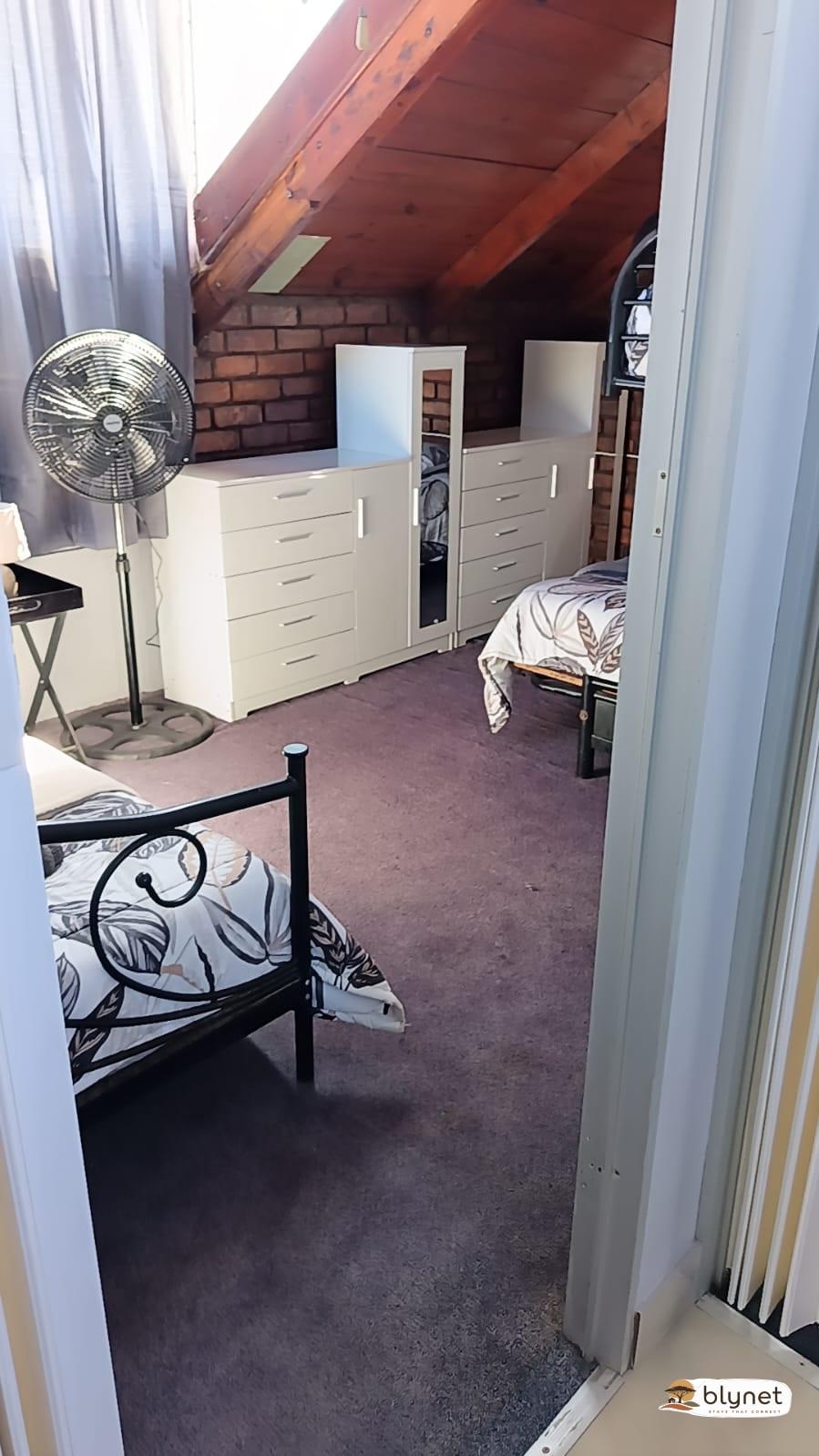 Queens Terrace self catering unit 3 thumbnail 13