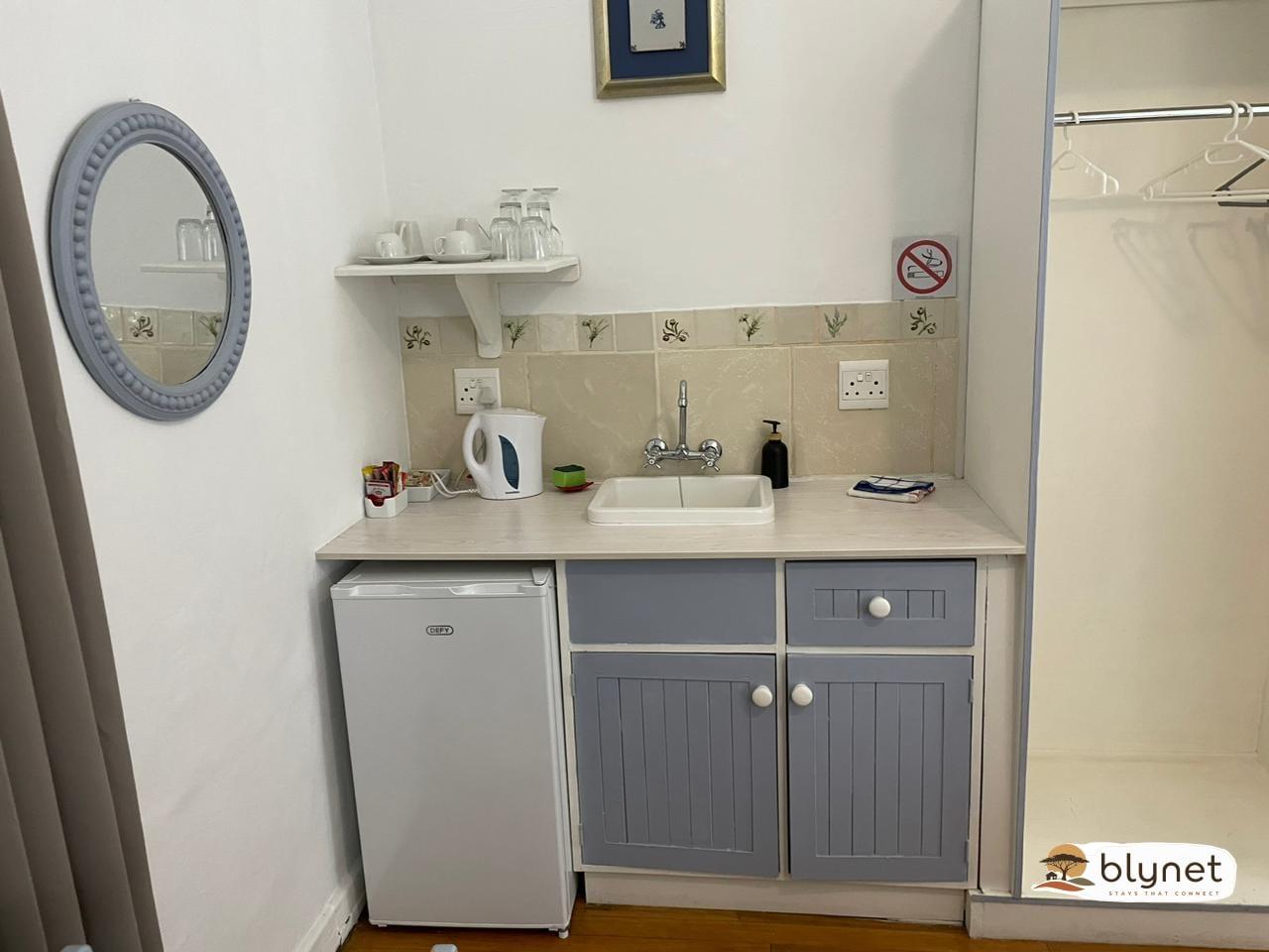 Green Olive Guesthouse - Twin/King bed en-suite shower  thumbnail 37