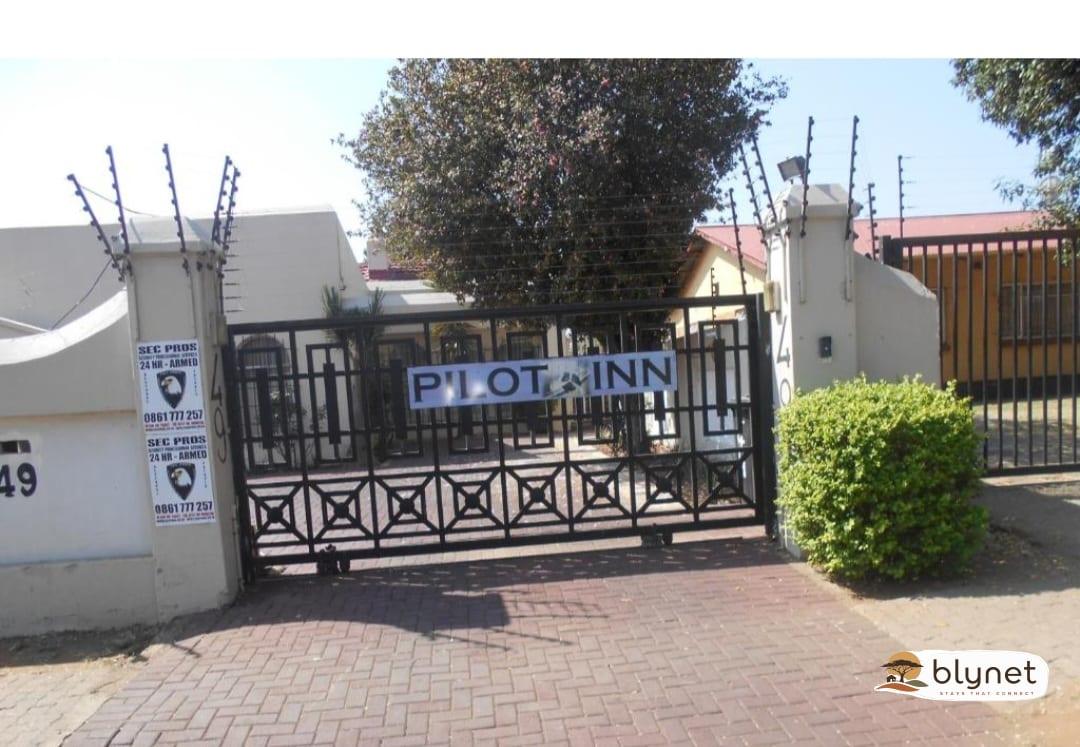 Pillot Inn Accommodation thumbnail 3
