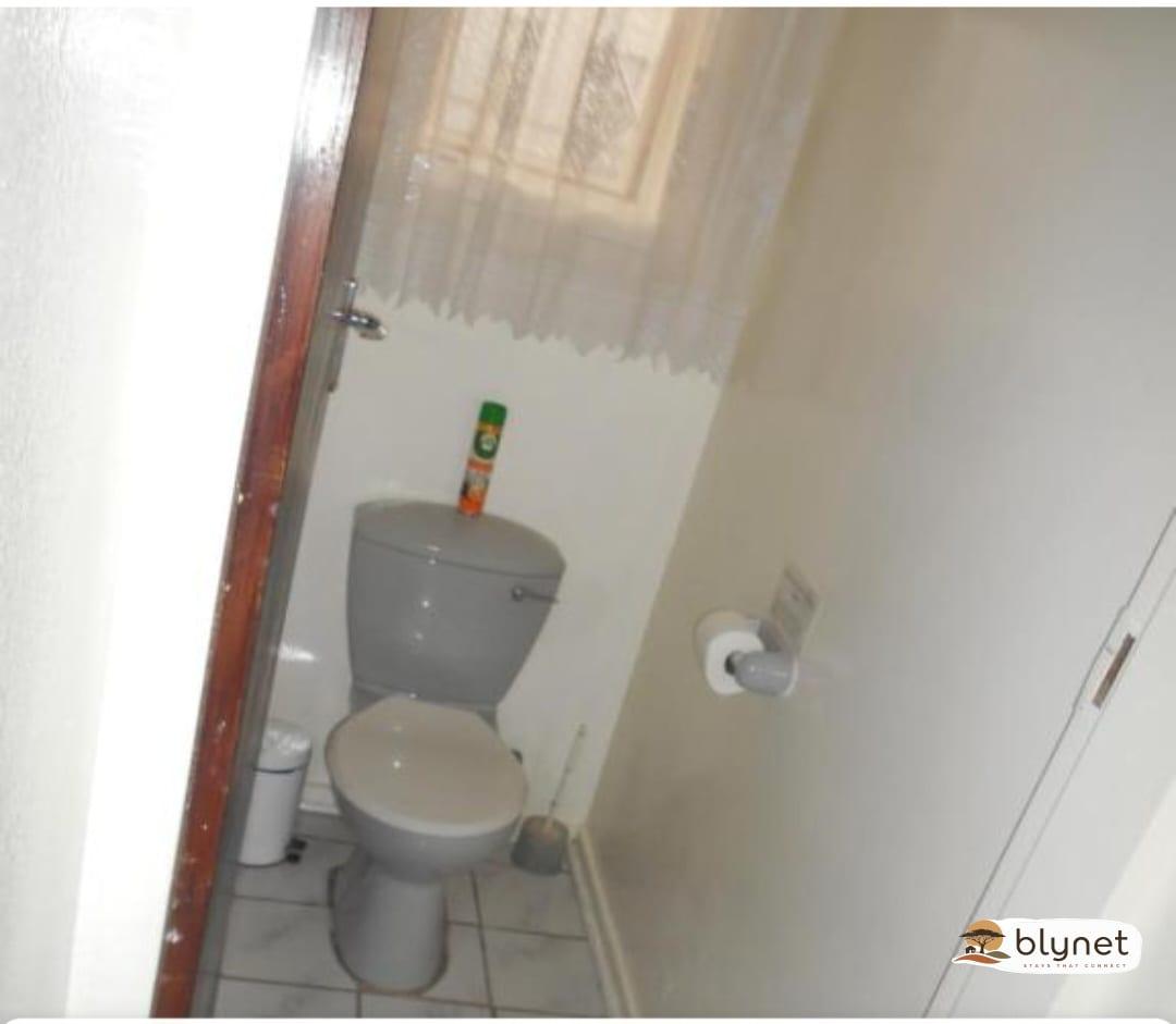 Pillot Inn Accommodation thumbnail 9