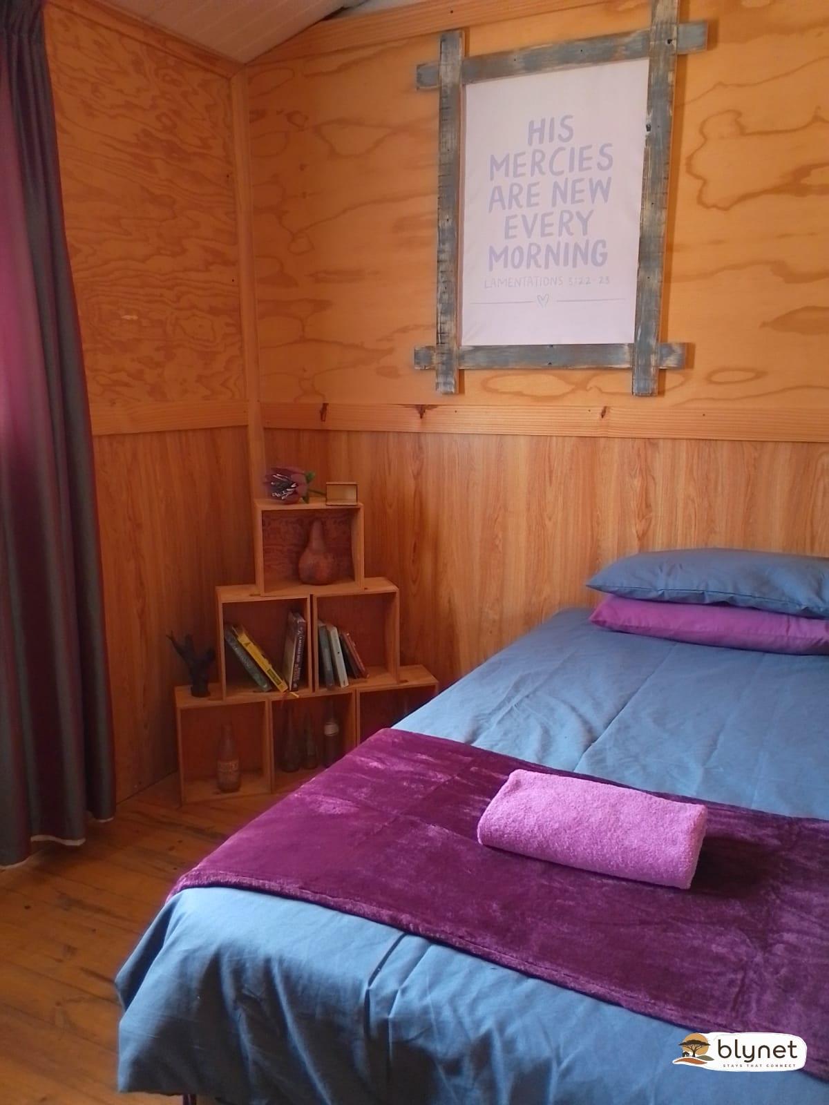 Faith Cabin thumbnail 4