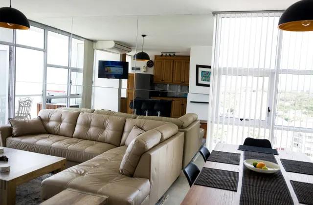 St Tropez 12th Floor Seafront Apartment