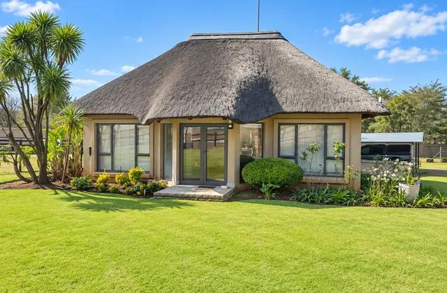 63 on Saal Accommodation - Lapa