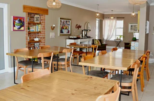 Bokmakierie Gastehuis Emalahleni Blue