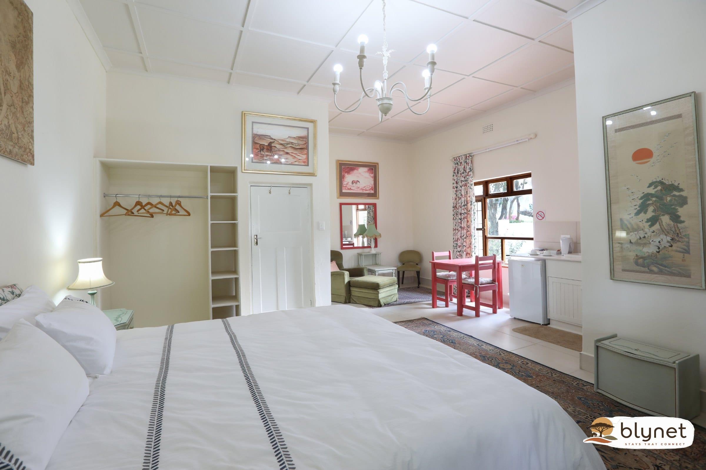 Green Olive Guesthouse - King Bed-en-suite - Aida image 1